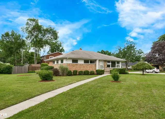Property at 1032 Whitfield Rd, Northbrook, IL, 60062, 3 beds, 2 baths, [object Object]