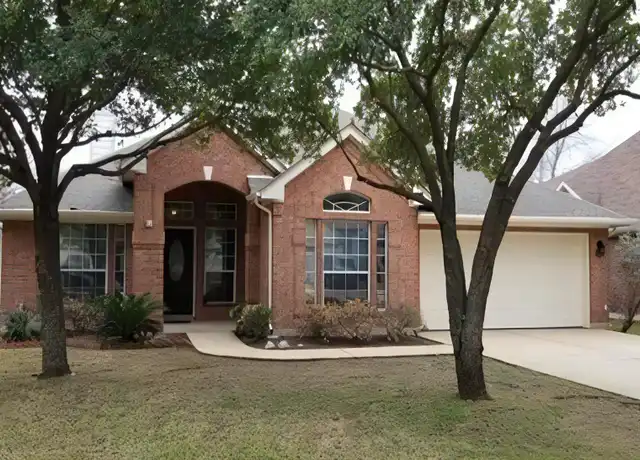 Property at 4405 S Summercrest Loop, Round Rock, TX, 78681, 4 beds, 2 baths, [object Object]