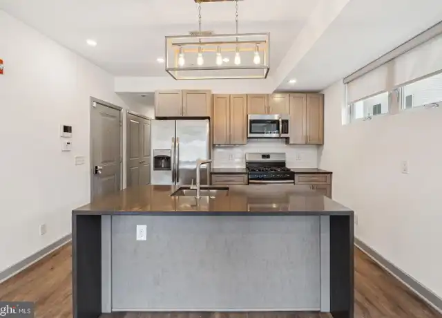Property at 415 W Berks St #1, Philadelphia, PA, 19122, 3 beds, 3 baths, [object Object]