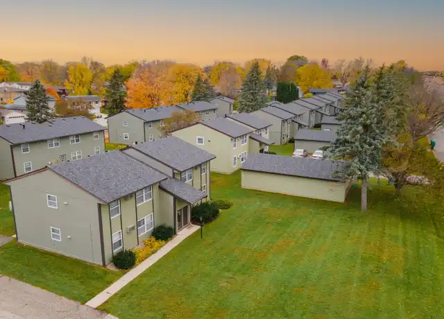 Property at 1820 37th St NW Unit A1820-B, Rochester, MN, 55901, 2 beds, 1 bath, [object Object]