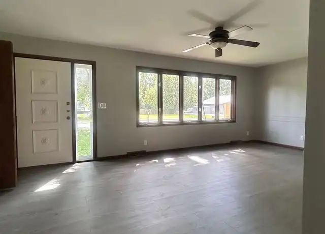 Property at 1426 Cameron St, Eau Claire, WI, 54703, 2 beds, 1 bath, [object Object]