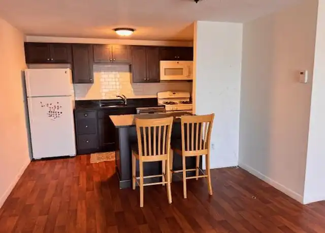 Property at 130 Avon St, Malden, MA, 02148, 2 beds, 1 bath, [object Object]