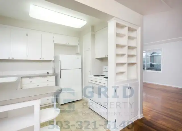 Property at 935 NE 91st Ave, Portland, OR, 97220, 2 beds, 1 bath, [object Object]