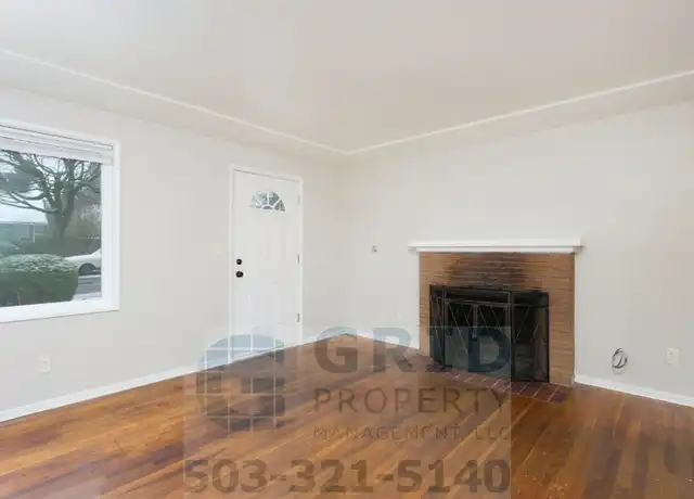 Property at 935 NE 91st Ave, Portland, OR, 97220, 2 beds, 1 bath, [object Object]