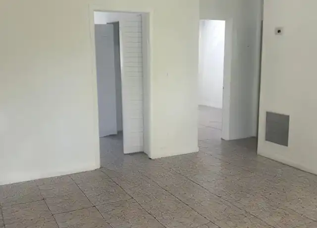 Property at 1129 NE 6th Ave Unit 3, Fort Lauderdale, FL, 33304, 1 bed, 1 bath, [object Object]