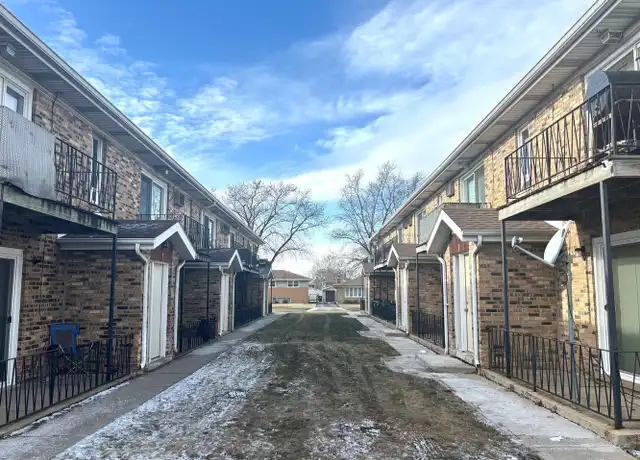 Property at 7712 S Harlem Ave Unit 7712-2C, Bridgeview, IL, 60455, 1 bed, 1 bath, [object Object]