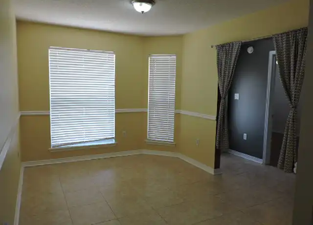 Property at 9971 Parker Lake Cir, Navarre, FL, 32566, 4 beds, 2 baths, [object Object]