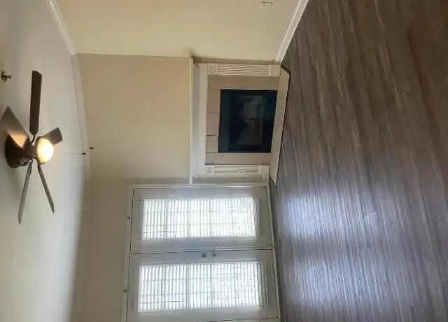 Property at 900 Vista Lake Dr, Candler, NC, 28715, 2 beds, 2 baths, [object Object]