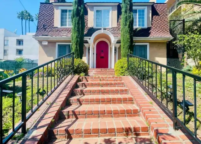 Property at 6551 Franklin Ave, Los Angeles, CA, 90028, 3 beds, 2 baths, [object Object]
