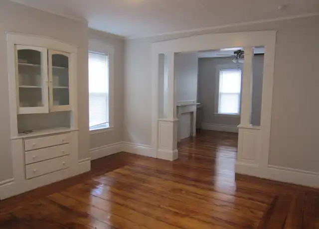 Property at 111 3rd St, Lowell, MA, 01850, 3 beds, 1 bath, [object Object]