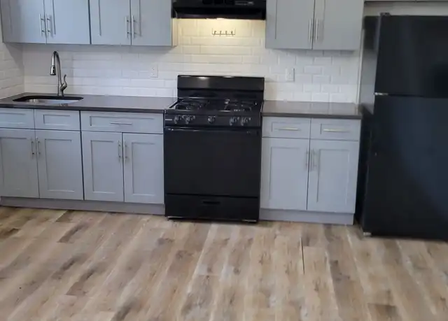 Property at 68 Garside St Unit 103, Newark, NJ, 07104, 2 beds, 1 bath, [object Object]
