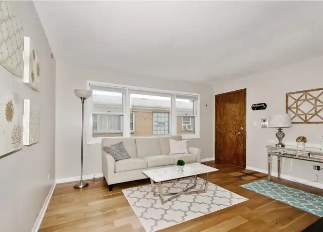 Property at 4826 N Linder Ave Unit 3A, Chicago, IL, 60630, 1 bed, 1 bath, [object Object]
