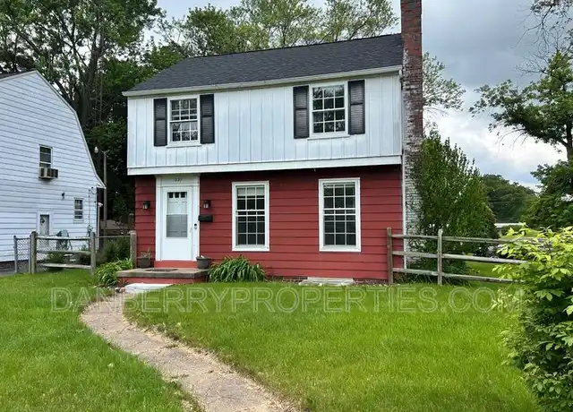 Property at 1027 Secor Rd Unit 1, Toledo, OH, 43607, 4 beds, 3 baths, [object Object]