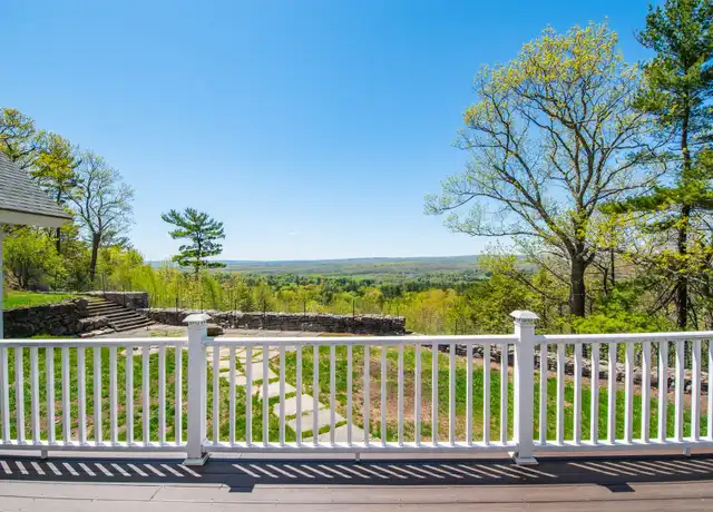 Property at 43 Prattling Pond Rd, Farmington, CT, 06032, 4 beds, 3 baths, [object Object]