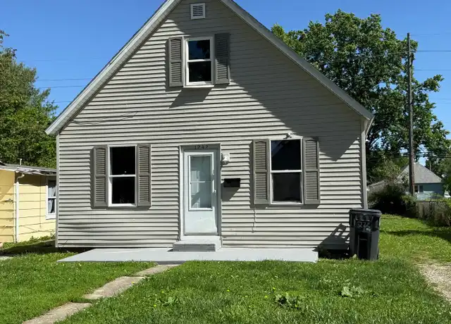 Property at 1242 E Willard Ave, Decatur, IL, 62521, 3 beds, 1 bath, [object Object]