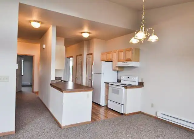Property at 640 Lake Elmo Dr, Billings, MT, 59105, 2 beds, 2 baths, [object Object]