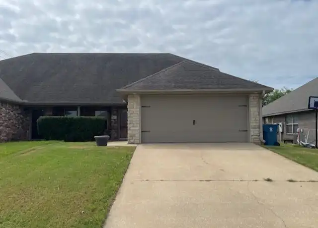 Property at 2901 SW Windrift Ave #2, Bentonville, AR, 72712, 3 beds, 2 baths, [object Object]