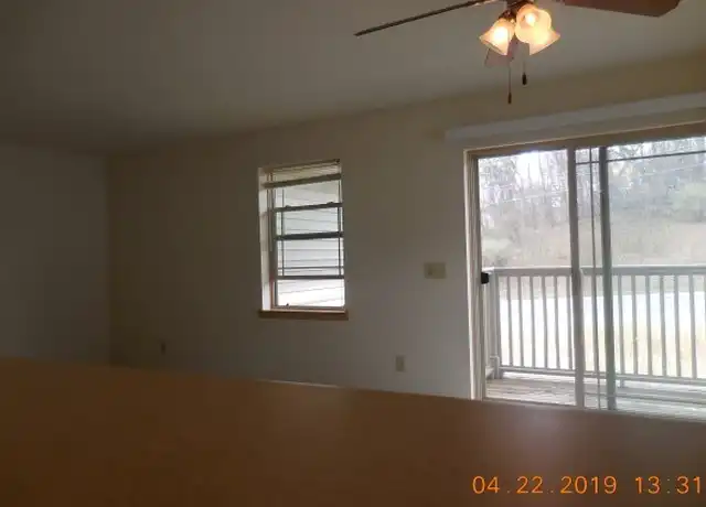 Property at 5014 Siggelkow Rd Unit 5018 202, Madison, WI, 53718, 2 beds, 1 bath, [object Object]