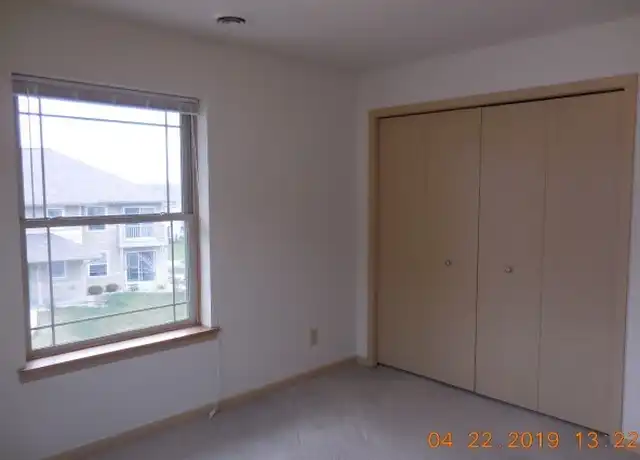 Property at 5014 Siggelkow Rd Unit 5018 202, Madison, WI, 53718, 2 beds, 1 bath, [object Object]