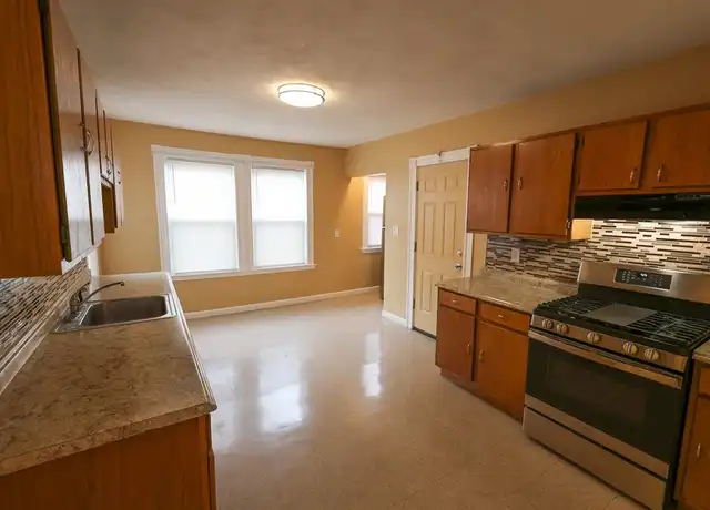Property at 42 Corona St Unit 2, Boston, MA, 02124, 3 beds, 1 bath, [object Object]