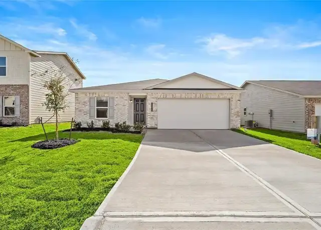 Property at 15549 Briar Forest Dr, Conroe, TX, 77306, 4 beds, 2 baths, [object Object]