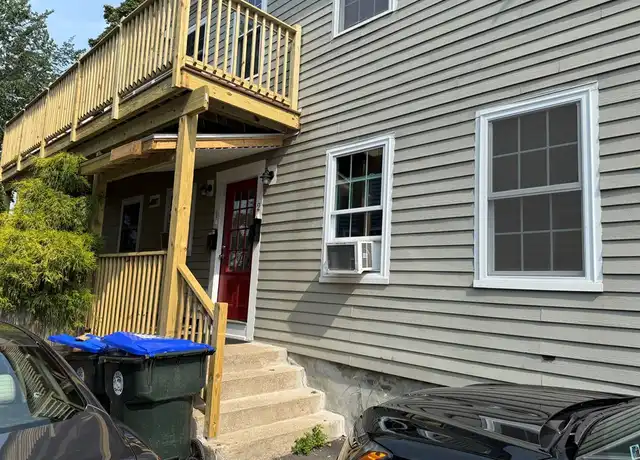 Property at 40 Tecumseh St, Providence, RI, 02906, 2 beds, 1 bath, [object Object]