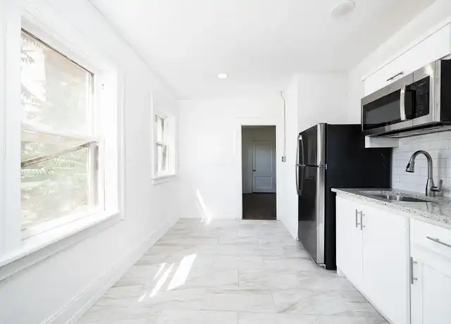 Property at Sunset Heights - 412 W Yandell Street - 412 W Yandell Dr, El Paso, TX, 79902, 0-1 beds, 1 bath, [object Object]
