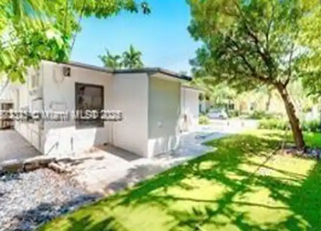 Property at 1615 NE 9th St Unit 1, Fort Lauderdale, FL, 33304, 2 beds, 1 bath, [object Object]