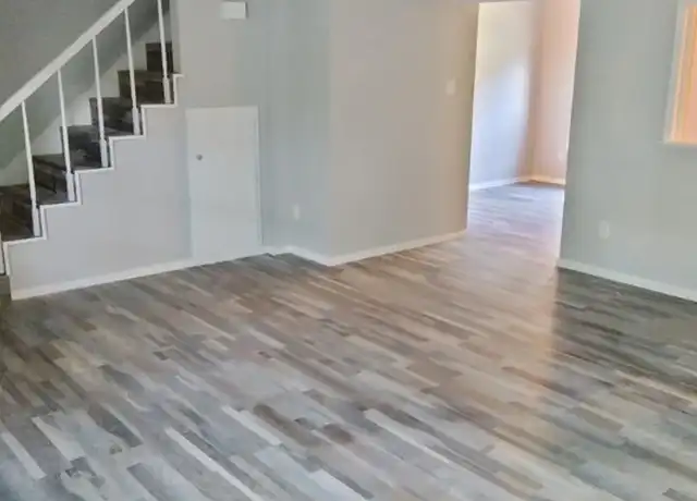 Property at 1028 Jefferson Ave, Seguin, TX, 78155, 3 beds, 1.5 baths, [object Object]