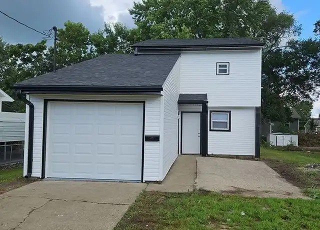 Property at 1249 E 16th St, Des Moines, IA, 50316, 3 beds, 1 bath, [object Object]