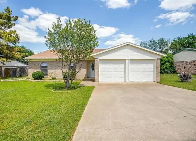 Property at 529 Baldwin Ave, Crowley, TX, 76036, 3 beds, 2 baths, [object Object]
