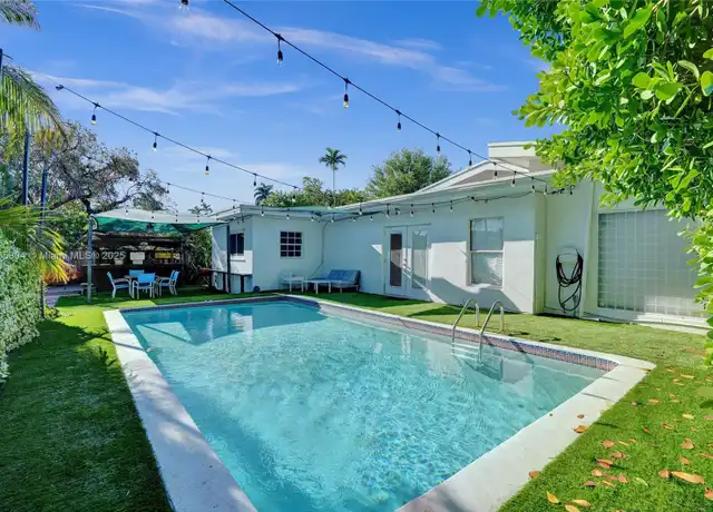 Property at 2590 NE 200th St, Miami, FL, 33180, 5 beds, 3 baths, [object Object]