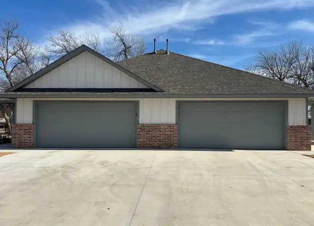 Property at 821 S Wilson Ave, El Reno, OK, 73036, 3 beds, 2 baths, [object Object]