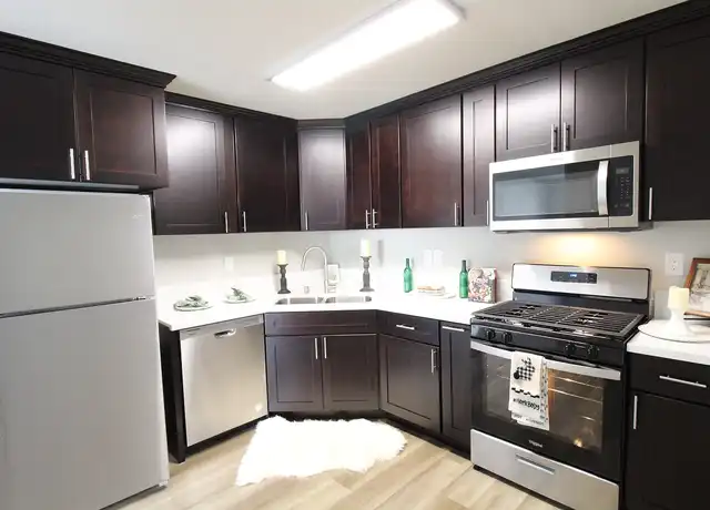 Property at Chadron Apts - 13622 Chadron Ave, Hawthorne, CA, 90250, 1-2 bed, 1-2.5 bath, [object Object]