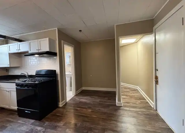 Property at 2040 Grand Ave Unit B3, St Paul, MN, 55105, 1 bed, 1 bath, [object Object]