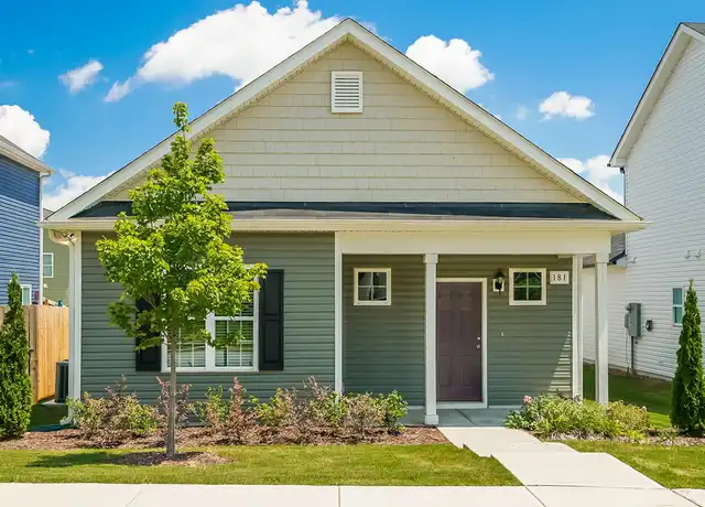 Property at 181 E Wilson St, Clayton, NC, 27520, 3 beds, 2 baths, [object Object]