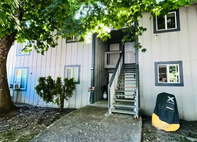 Property at 12220 SW Longhorn Ln Unit C, Beaverton, OR, 97008, 2 beds, 1 bath, [object Object]