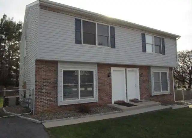 Property at 727 Jefferson Blvd, Hagerstown, MD, 21740, 3 beds, 1.5 baths, [object Object]