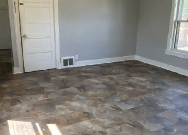 Property at 200 S Duane Ave Unit 2, Endicott, NY, 13760, 2 beds, 1 bath, [object Object]