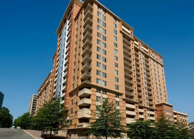 Property at 1800 Oak - 1800 N Oak St, Arlington, VA, 22209, 0 beds, 1 bath, [object Object]