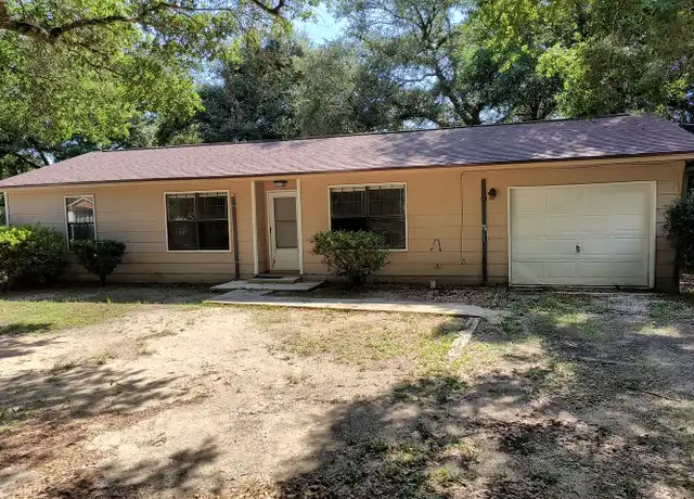 Property at 3005 Lenora Cir, Pensacola, FL, 32526, 3 beds, 2 baths, [object Object]