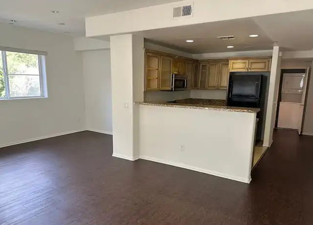 Property at Berendo Terrace Apartment Homes - 689 S Berendo St, Los Angeles, CA, 90005, 2 beds, 2.5 baths, [object Object]