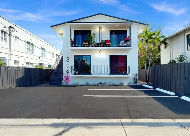 Property at 329 SW 9th Ave Unit 4, Miami, FL, 33130, 2 beds, 1 bath, [object Object]