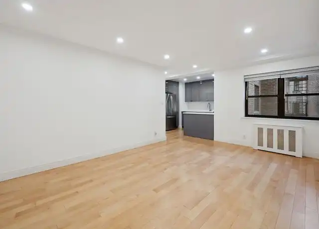 Property at 25-14 31st Ave, Queens, NY, 11106, 1 bed, 1 bath, [object Object]