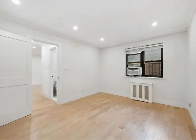 Property at 25-14 31st Ave, Queens, NY, 11106, 1 bed, 1 bath, [object Object]