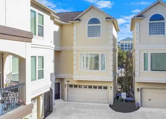Property at 833 Rosine St, Houston, TX, 77019, 3 beds, 3.5 baths, [object Object]