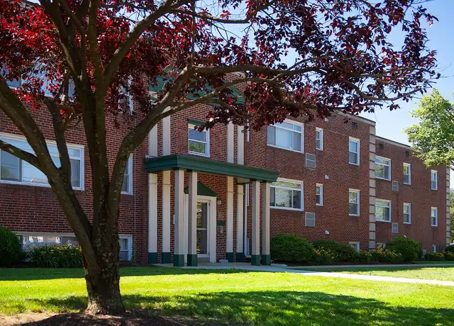 Property at Pacific Highlands Apartments - 1420 Pacific Ave, Natrona Heights, PA, 15065, 0-2 beds, 1 bath, [object Object]