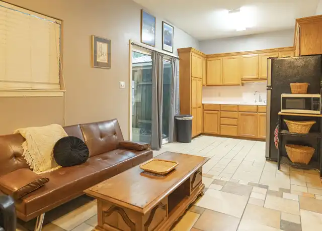 Property at 745 Parlange Dr, Baton Rouge, LA, 70806, 1 bed, 1 bath, [object Object]
