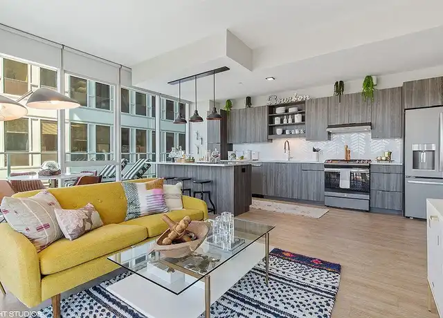 Property at Albion Oak Park - 1000 Lake St, Oak Park, IL, 60301, 0 beds, 1 bath, [object Object]