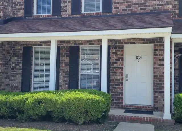 Property at 103 Sandlewood Dr, Summerville, SC, 29483, 3 beds, 1.5 baths, [object Object]